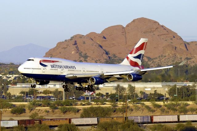 Boeing 747-400 (G-CIVU) - 11/27/2004