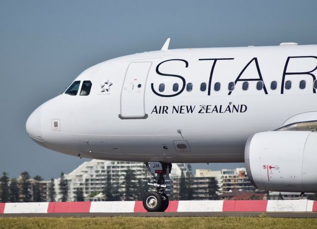 Airbus A320 (ZK-OJH)