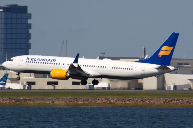Boeing 737 MAX 9 (TF-ICA)