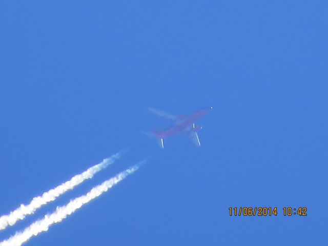 Boeing 737-700 (N208WN) - Southwest Airlines flight 662 from MDW to OKC over Southeastern Kansas at 40,000 feet.