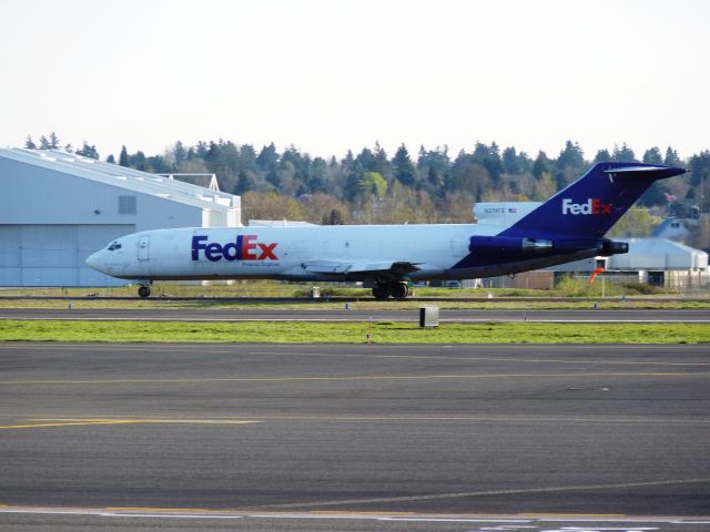 BOEING 727-200 (N274FE) - March 2010