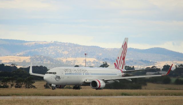 Boeing 737-800 (VH-YFK)