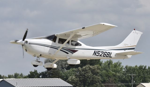 Cessna Skylane (N526BL) - Airventure 2017