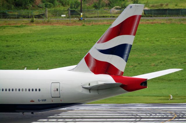 Boeing 777-200 (G-VIIP)