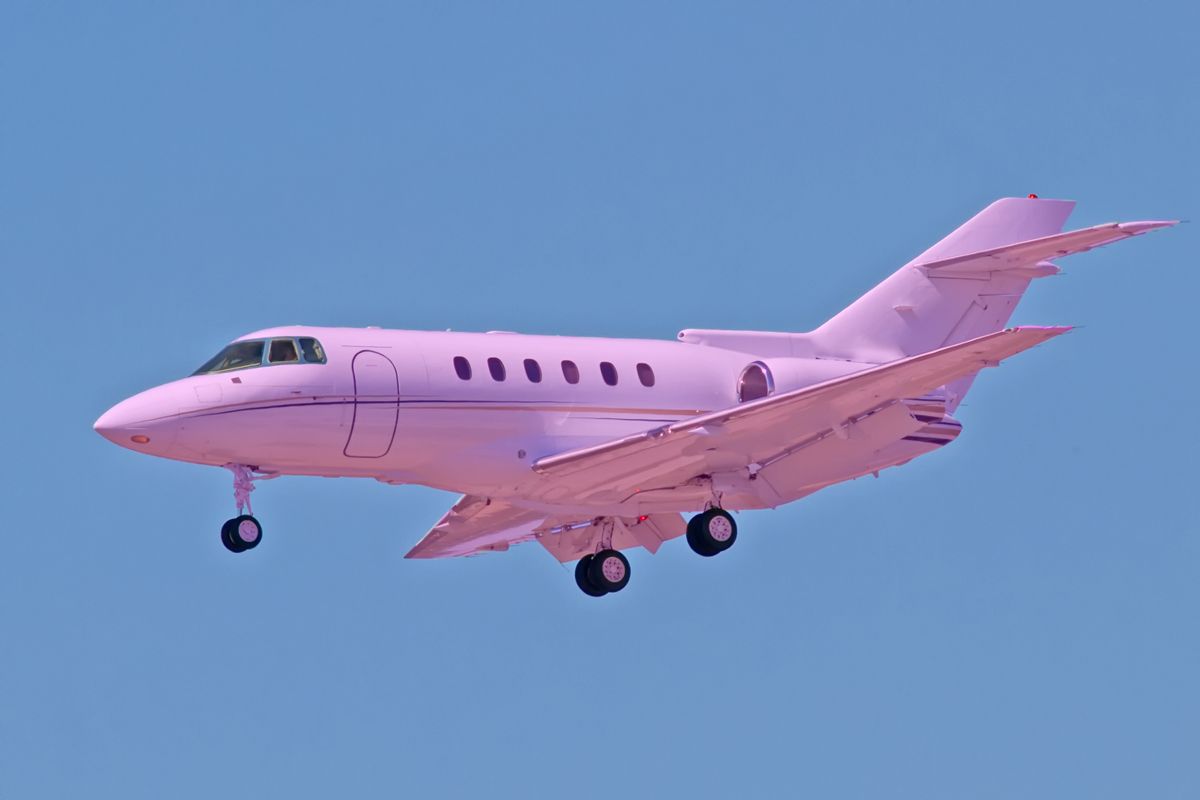 Hawker Siddeley HS-125-400 — - Photoshopped a picture I had for breast cancer awareness month