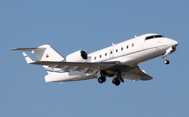 Canadair Challenger (VH-VSZ) - Climbing From Rwy 34R