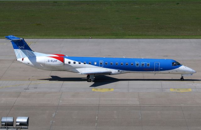 Embraer ERJ-145 (G-RJXF)