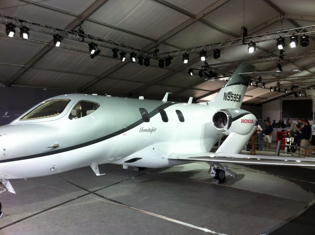 Honda HondaJet (N959EN) - Oshkosh airshow 2015