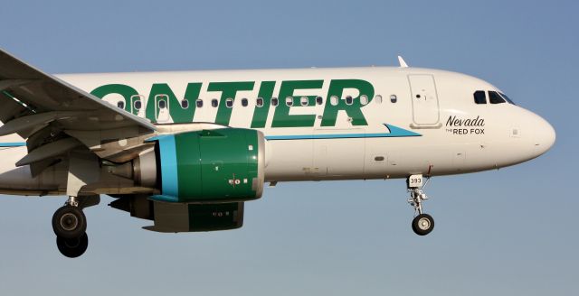 Airbus A320neo (N393FR)