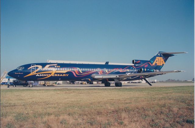 BOEING 727-200 (N772AT)