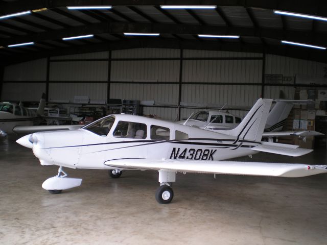 Piper Cherokee (N4308K)