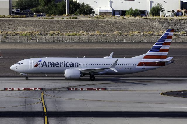 Boeing 737 MAX 8 (N307UJ)
