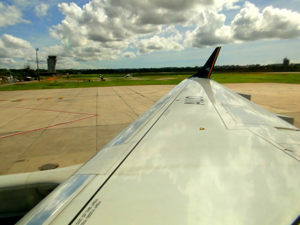 Embraer ERJ-190 (PR-AUO)