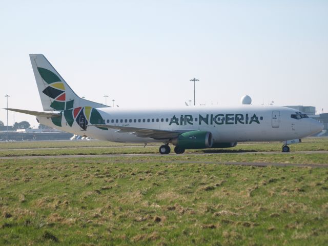 Boeing 737-700 (5N-VND)