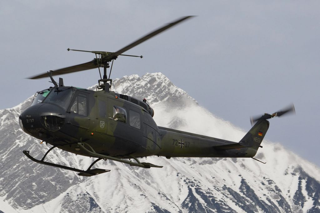 Bell UH-1V Iroquois (D7237)