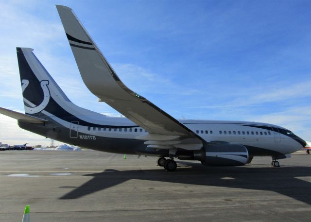 Boeing 737-700 (N101TD) - Indy Colts' plane on the FBO at BUF- up close and personal! Very very very rare plane.