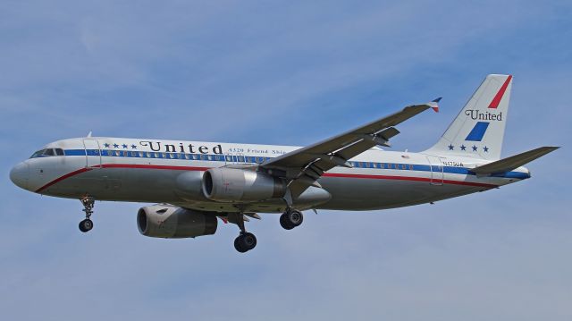 Airbus A320 (N475UA) - Nashville, TN, September 29, 2018 -- The United Airlines "A320 Friend Ship" is on short final to runway 02R at BNA.