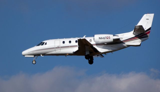 Cessna Citation Excel/XLS (N661QS) - On final is this 2007 Cessna Citation Excel/XLS in the Winter of 2019.