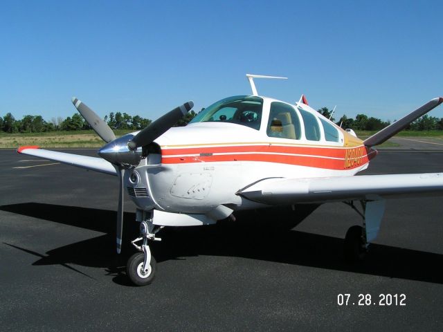 Beechcraft 35 Bonanza (N2040Y)