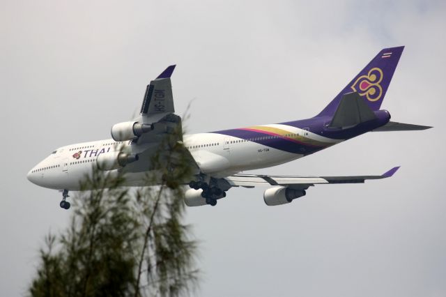 Boeing 747-400 (HS-TGM)