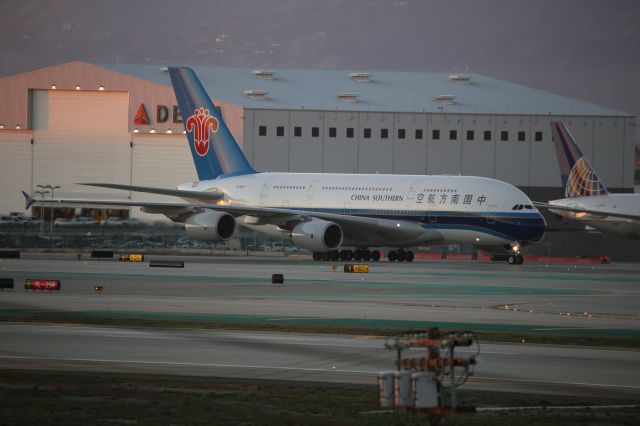 Airbus A380-800 (B-6139)