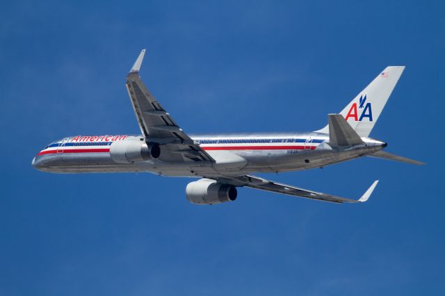 Boeing 757-200 (N181AN)