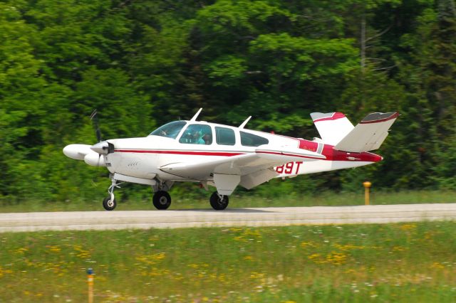 Beechcraft 35 Bonanza (N2789T)