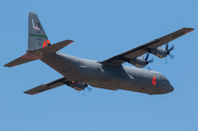 Lockheed C-130 Hercules (05-1465) - MAFFS 4 departing MFR for the Little Soda Fire