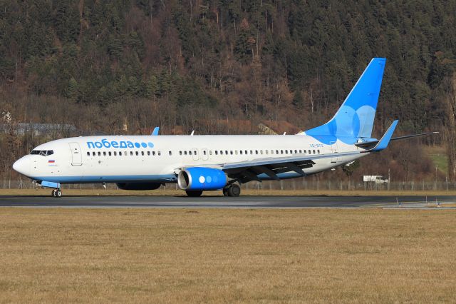 Boeing 737-800 (VQ-BTS)