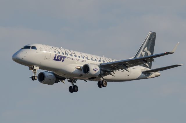 Embraer 170/175 (SP-LDK)