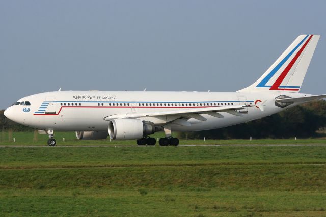 Airbus A310 (F-RADB) - Airbus A310-304, Take off rwy 25L, Brest-Guipavas Airport (LFRB-BES)