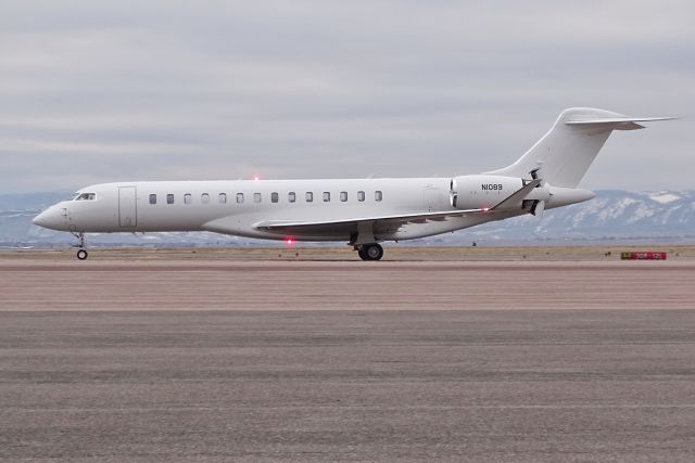 BOMBARDIER BD-700 Global 7500 (N1089)