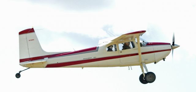 Cessna Skywagon 180 (N180RX)