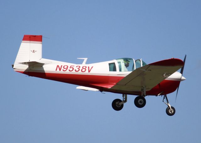 Mooney M-20 (N9538V) - At Downtown Shreveport.