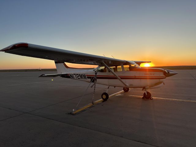 Cessna Skyhawk (N172MM)