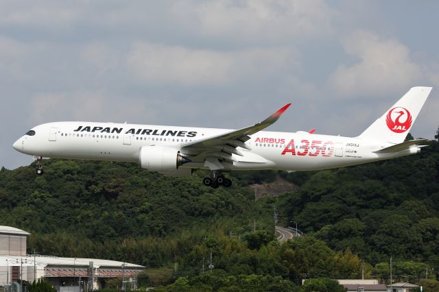 Airbus A350-900 (JA01XJ) - Location: RWY34 approach end