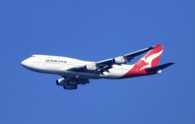 Boeing 747-400 (YH-OJU) - Minutes before landing April 2018.