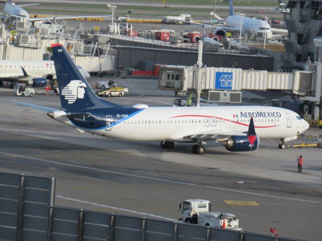 Boeing 737 MAX 8 (EI-GZB)