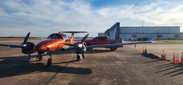 Diamond DA-62 (N224UT)