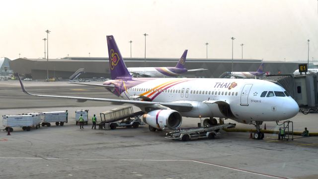 Airbus A320 (HS-TXP) - Thai Airways Airbus A320-232(WL) HS-TXP in Bangkok 