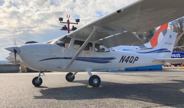 Cessna Skyhawk (N4QP) - N4QP on the Rainier Flight Service ramp in Renton, WA