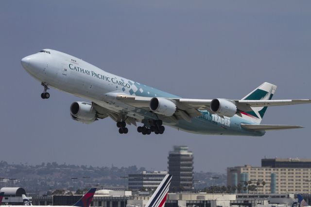 BOEING 747-8 (B-LJA)