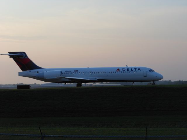 Boeing 717-200 (N978AT)