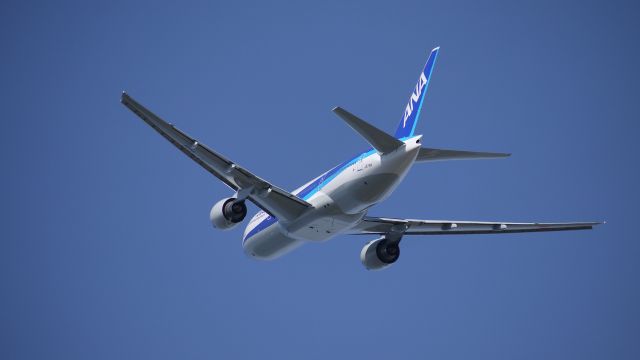 Boeing 777-200 (JA741A) - BOE591 (LN:1005) departs runway 34L for a flight test on 4/9/12.