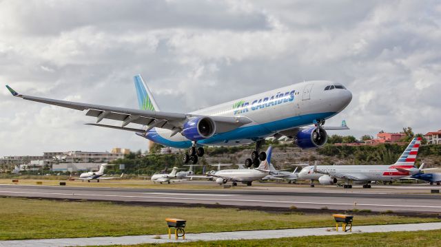 Airbus A330-200 (F-OFDF)