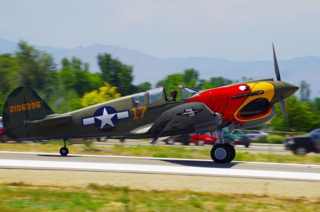 CURTISS Warhawk (N1195N)