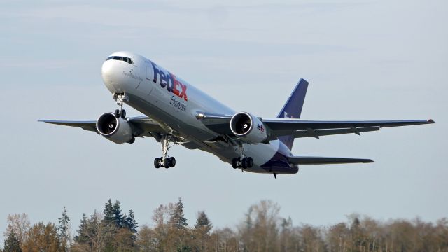 BOEING 767-300 (N169FE) - FDX9032 on rotation from Rwy 16R to begin a delivery flight to KIND on 11.20.18. (ln 1167 / cn 63101).