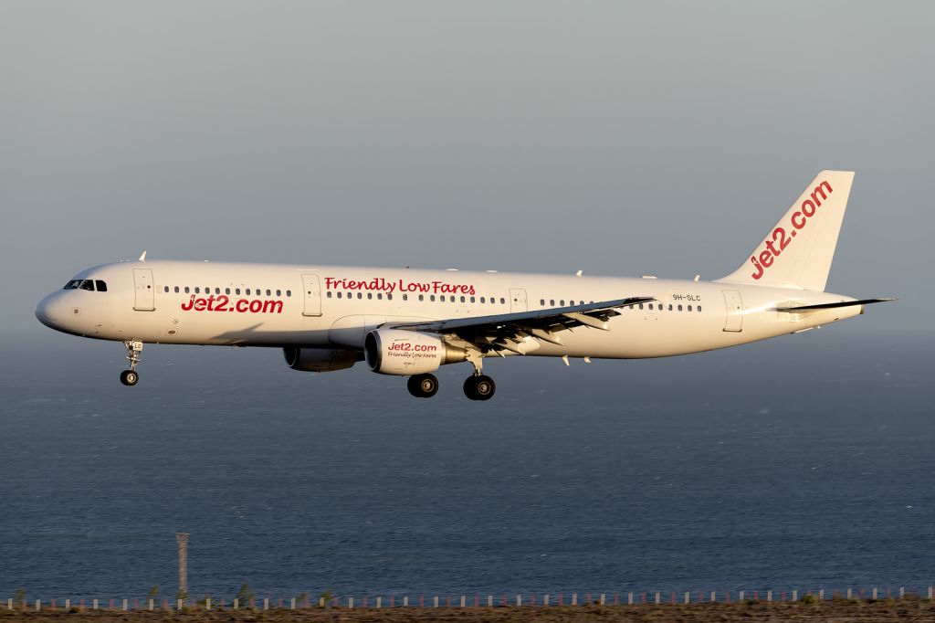 — — - 4461br /9H-SLC Airbus A321-211  Jet2br /Tenerife Surbr /22 May 2022br /Manuel EstévezR
