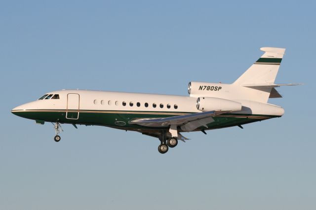 Dassault Falcon 900 (N780SP) - RWY 29.