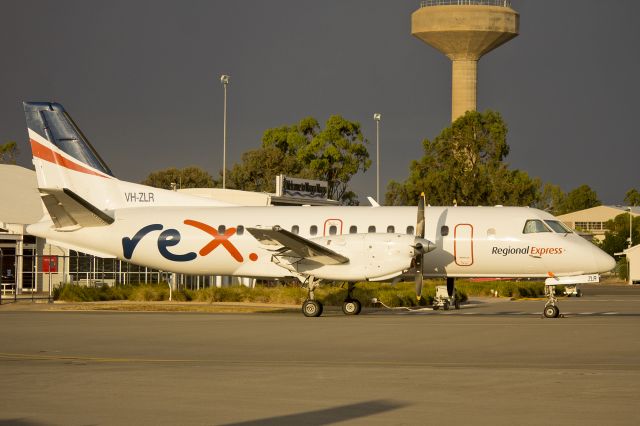 Saab 340 (VH-ZLR) - Regional Express Airlines (VH-ZLR) Saab 340B at Wagga Wagga Airport.